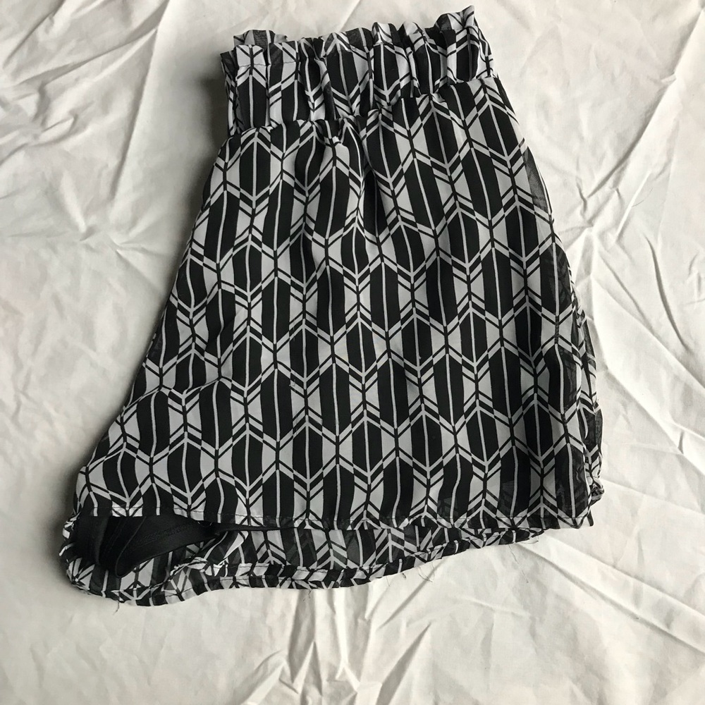 High-waisted Shorts